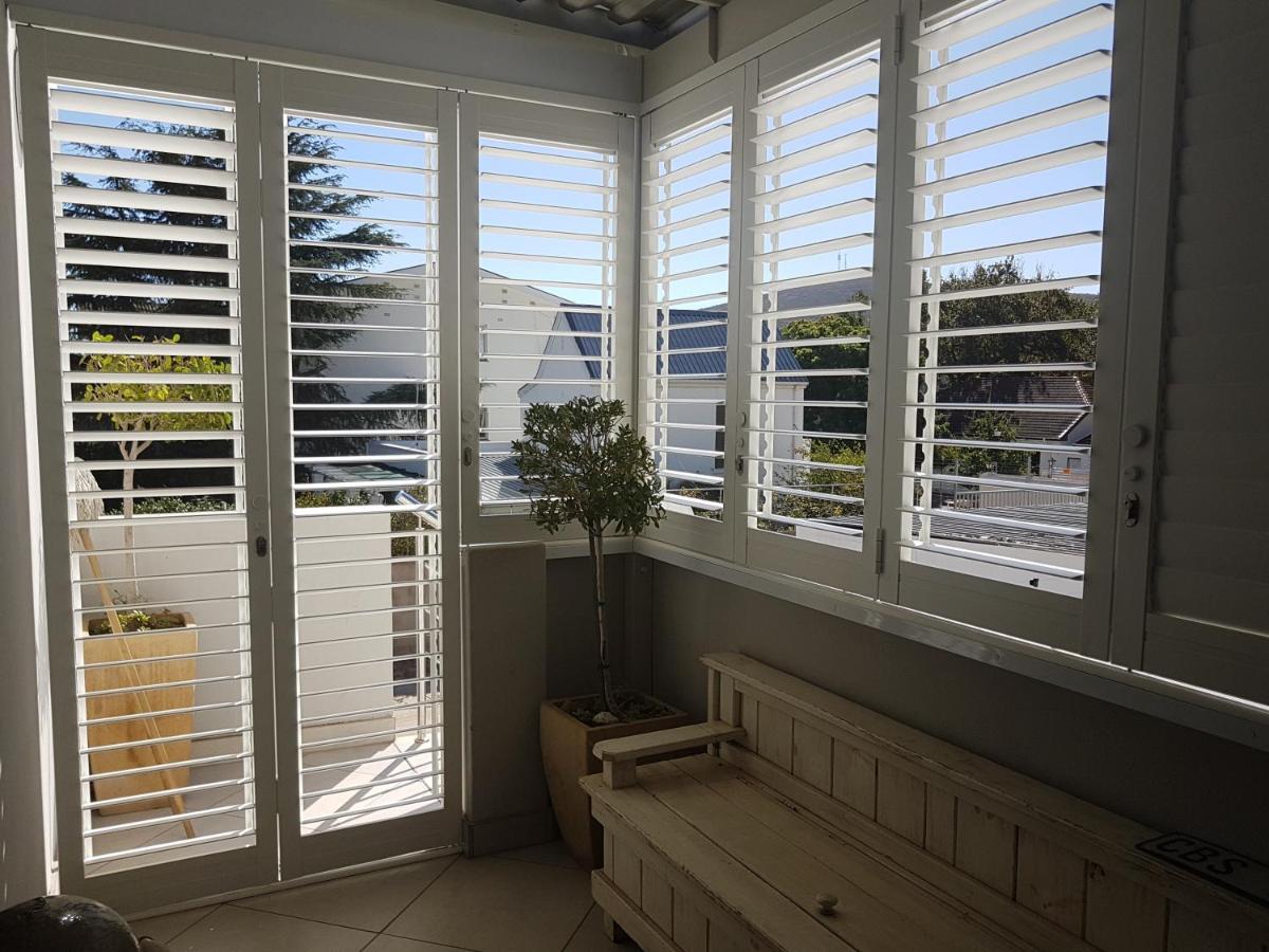 Modern, Centrally Located Dorp Street Apartment Stellenbosch Eksteriør bilde
